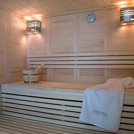 Hotel Village & Conference Center 4*
