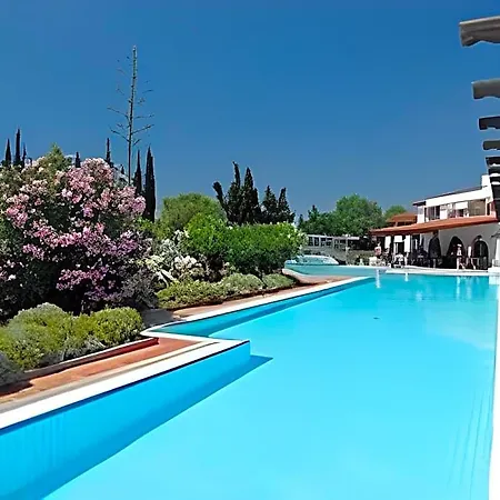 Hotel Village & Conference Center Erétria