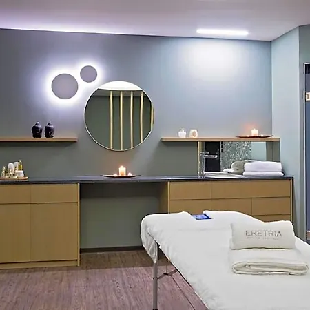 Village & Conference Center 4*